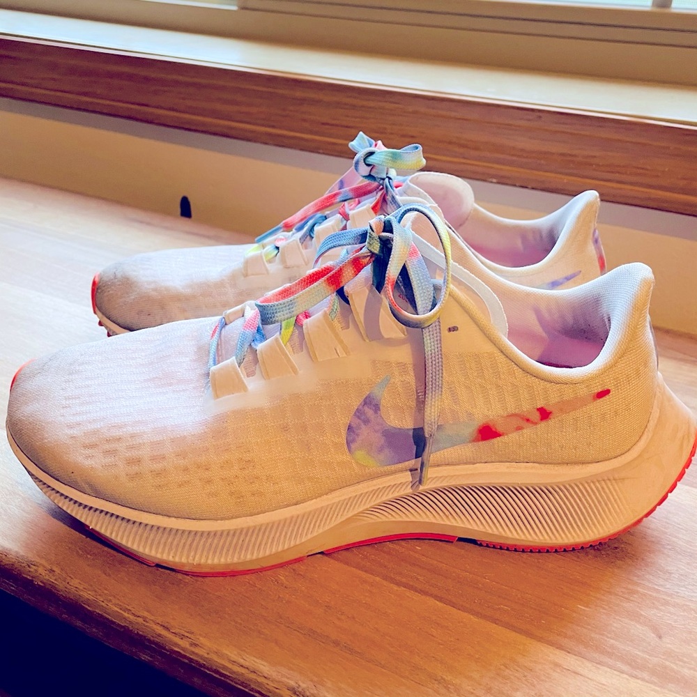 Nike Pegasus 37 size 8 women’s